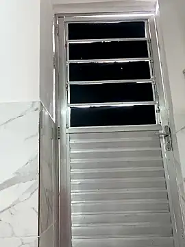 Snapshot of Anevic22 chatting on 9, 11, 2025 Anevic22 online show from 9, 11, 2025