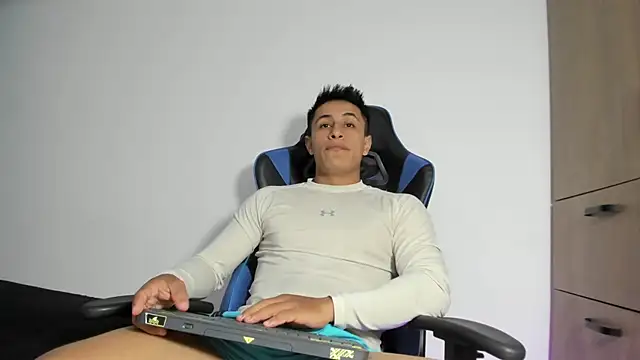 dorman boy online show from 2, 3, 2026