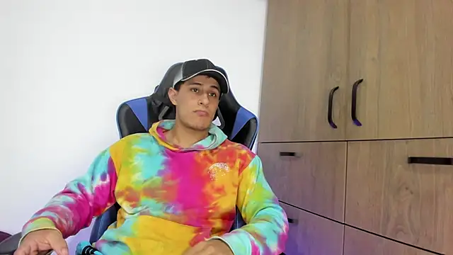 dorman boy online show from 22, 12, 2025