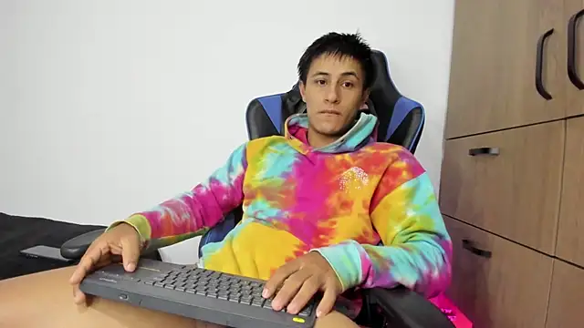 dorman boy online show from 23, 11, 2025