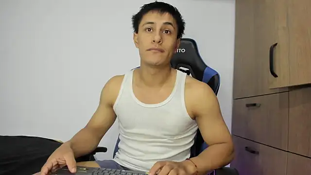 dorman boy online show from 4, 12, 2025