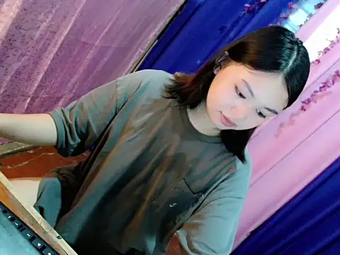 lustfullakim online show from 28, 11, 2025