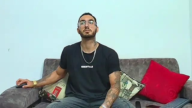 thebadboys05 online show from 11, 5, 2026