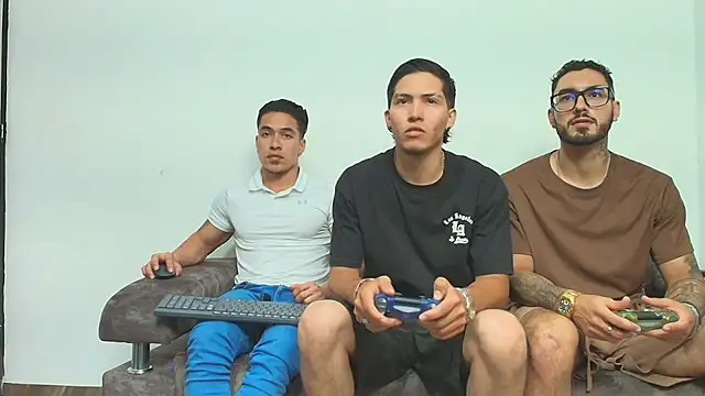 thebadboys05 online show from 2, 12, 2025