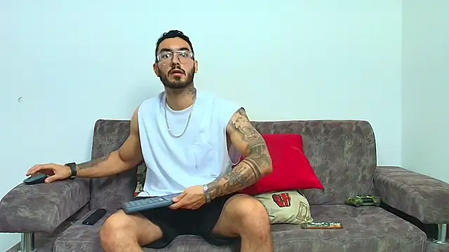 thebadboys05 online show from 21, 6, 2026