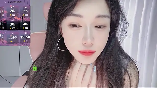Snapshot of YunShan-33 chatting on 23, 5, 2026 YunShan-33 online show from 23, 5, 2026