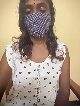 Queen-dhivya online show from 3, 11, 2025