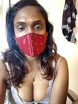 Queen-dhivya online show from 1, 3, 2026