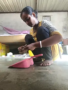 cuteriya5 online show from 11, 11, 2025