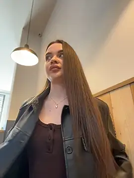 Snapshot of KristiRich chatting on 18, 5, 2026 KristiRich online show from 18, 5, 2026