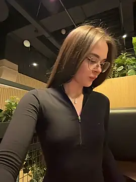 KristiRich online show from 3, 12, 2025