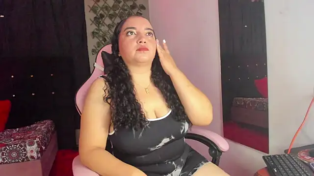 Miia wilson online show from 4, 11, 2025