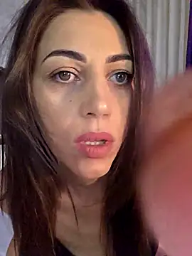 Snapshot of QueenofDestruction chatting on 1, 11, 2025 QueenofDestruction online show from 1, 11, 2025