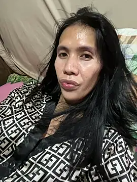 Snapshot of bellaUtops chatting on 16, 5, 2026 bellaUtops online show from 16, 5, 2026