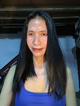 Snapshot of bellaUtops chatting on 27, 5, 2026 bellaUtops online show from 27, 5, 2026