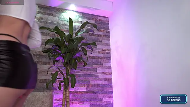 emily montoya1 online show from 21, 4, 2026