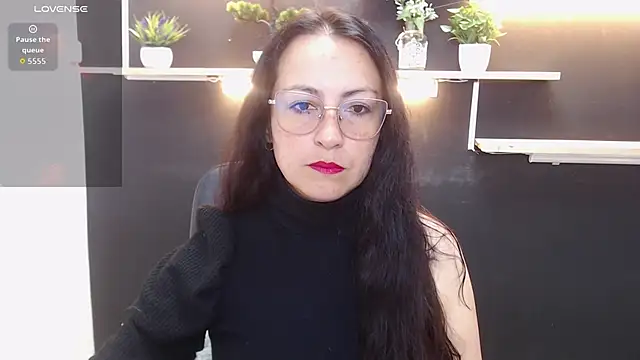 Lauryn Jones online show from 18, 3, 2026