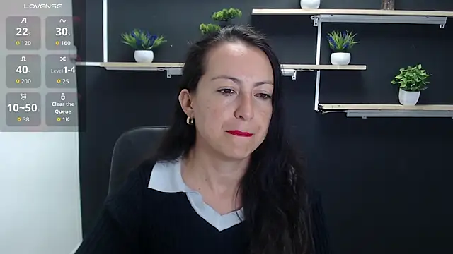 Lauryn Jones online show from 11, 7, 2026