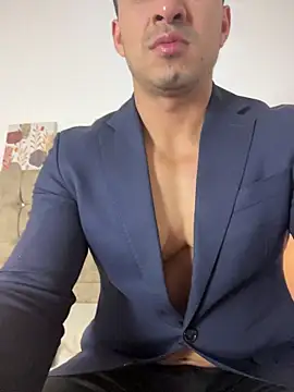 Chris Clarck online show from 4, 12, 2025