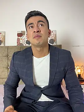 Chris Clarck online show from 14, 12, 2025