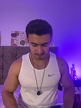 Chris Clarck online show from 5, 4, 2026