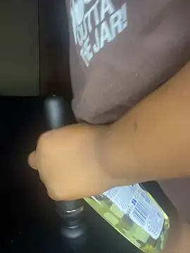 MiyaXo2 online show from 17, 4, 2026