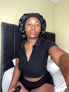 MiyaXo2 online show from 13, 1, 2026