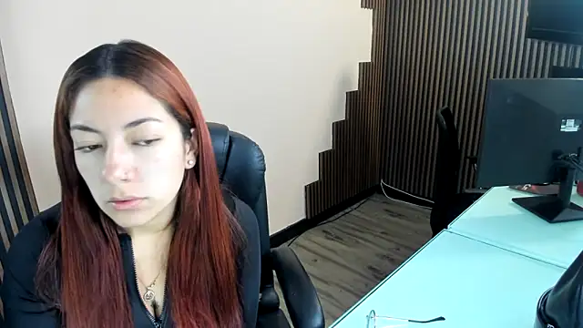 desk desire online show from 17, 12, 2025