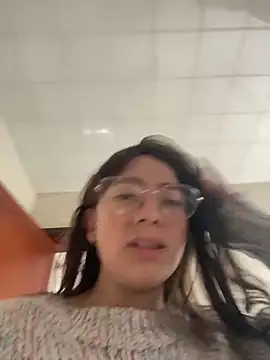 Snapshot of Engel_fiiree chatting on 1, 11, 2025 Engel fiiree online show from 1, 11, 2025