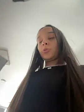 Brunettecollins05 online show from 16, 6, 2026
