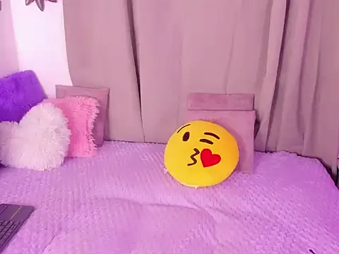 alanaa gomezz online show from 17, 12, 2025