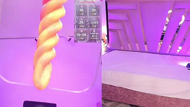 FiorellaRicci  online show from 12, 1, 2026