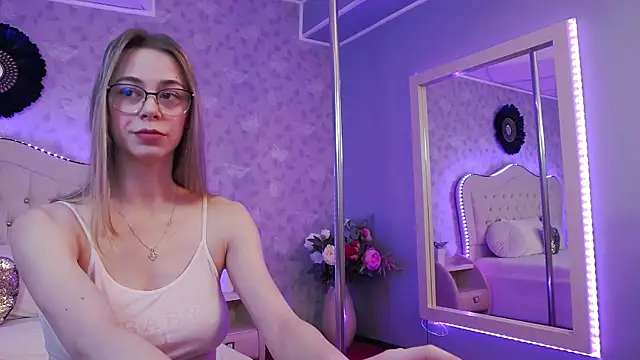 GracieCute online show from 26, 2, 2025