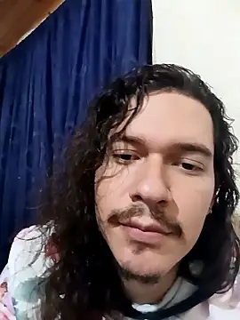 Snapshot of OnixAgata0 chatting on 14, 11, 2025 OnixAgata0 online show from 14, 11, 2025