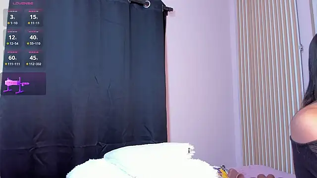 Alismith2 online show from 5, 11, 2025