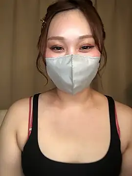 Snapshot of reika33 chatting on 2, 11, 2025 reika33 online show from 2, 11, 2025