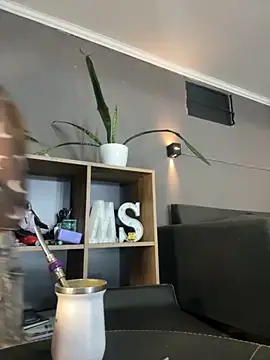 mickystrumia23 online show from 2, 11, 2025