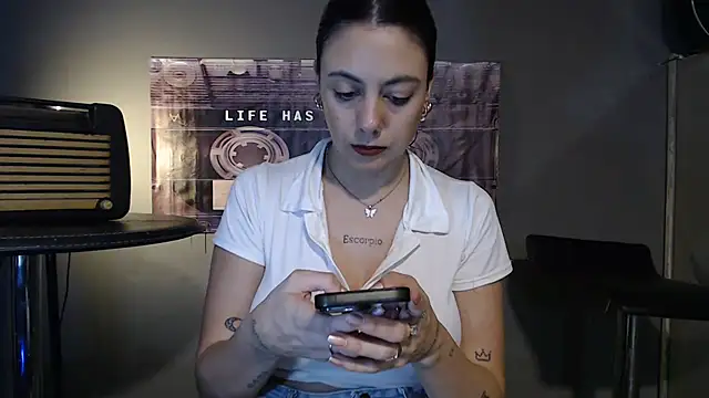 Snapshot of mickystrumia23 chatting on 23, 7, 2026 mickystrumia23 online show from 23, 7, 2026