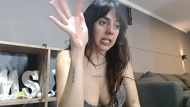 Snapshot of mickystrumia23 chatting on 4, 6, 2026 mickystrumia23 online show from 4, 6, 2026