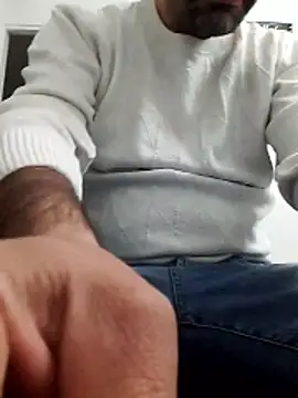 Snapshot of saban_akdogan chatting on 2, 11, 2025 saban akdogan online show from 2, 11, 2025