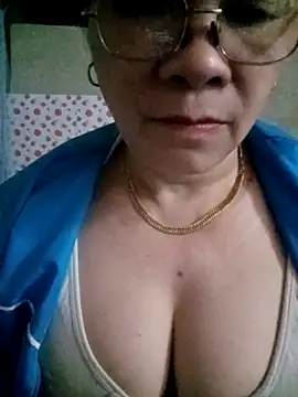 small-house123 online show from 22, 2, 2026