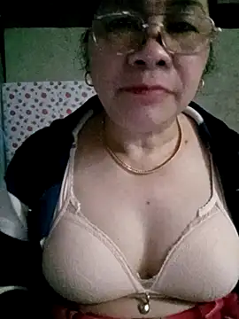 small-house123 online show from 24, 2, 2026