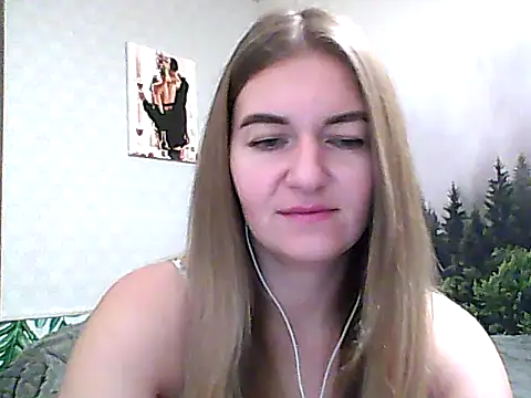 Snapshot of CandyOLimeX chatting on 5, 11, 2025 CandyOLimeX online show from 5, 11, 2025