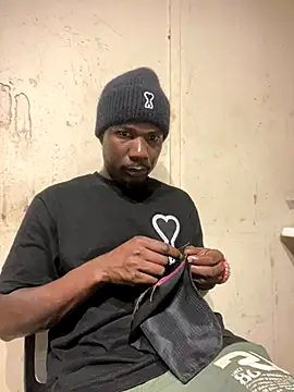 Ndodemnyamaxh online show from 4, 11, 2025