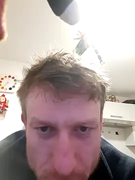 jigglethaypussi online show from 27, 2, 2026