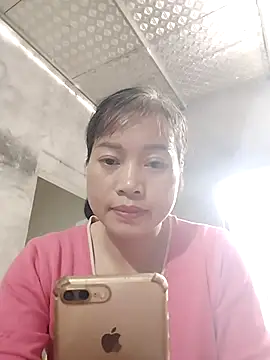 Kiuwi-omao online show from 2, 11, 2025