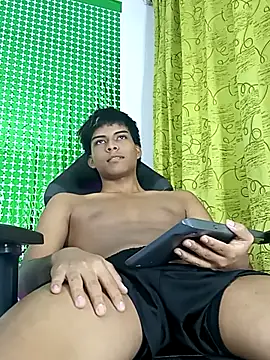 Snapshot of BM_solmiko chatting on 4, 11, 2025 BM solmiko online show from 4, 11, 2025