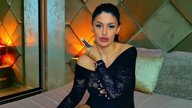 Myla-b online show from 1, 3, 2026