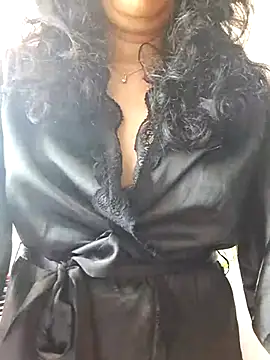 Snapshot of CharmingPearl chatting on 10, 5, 2026 CharmingPearl online show from 10, 5, 2026