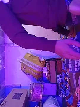 Snapshot of baby_Cpl21 chatting on 14, 11, 2025 baby Cpl21 online show from 14, 11, 2025